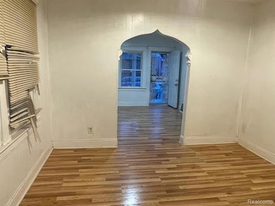 2939 Dearing St, HamtraMcK, MI 48212 - photo 3