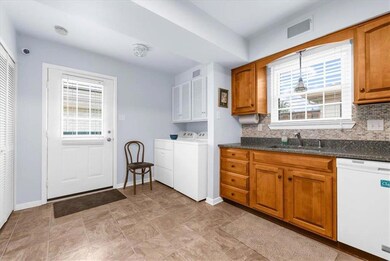 2797 Rolling Green Place, Macungie, PA 18062 - photo 3