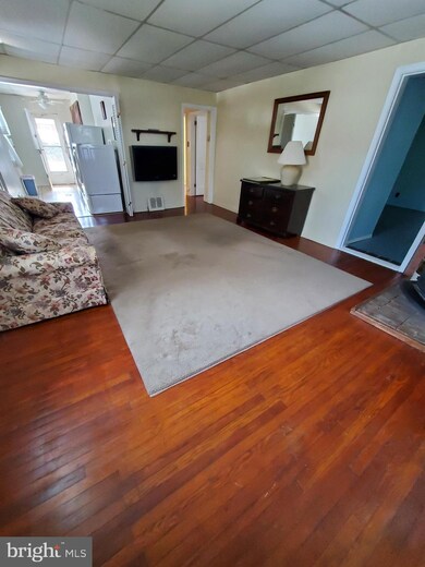 516 Hastings Ave, Wallingford, PA 19086 - photo 3