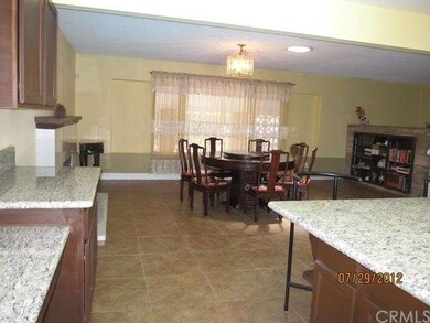 Kitchen/Dining