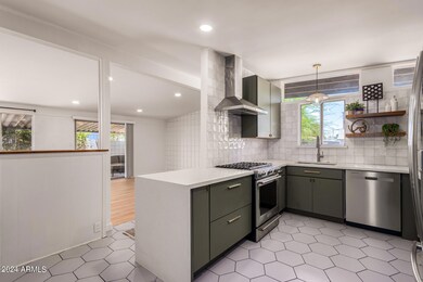 3640 W Lawrence Ln, Phoenix, AZ 85051 - photo 5