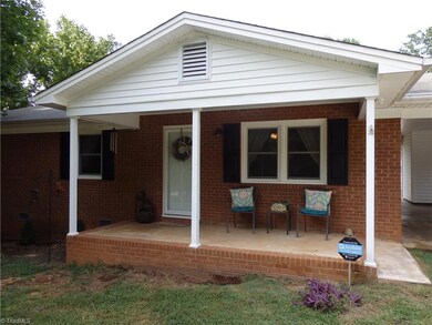 3048 Whippoorwill Dr, Asheboro, NC 27205 - photo 3