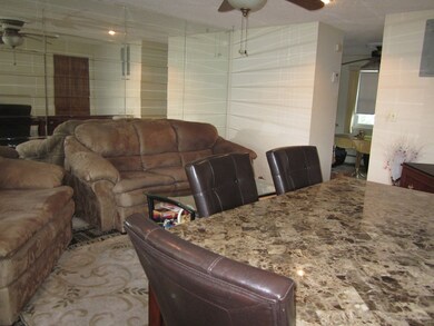 93 Manor Ct unit 93, Springfield, MA 01118 - photo 4