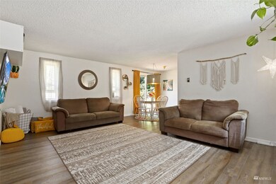 9511 184th St NW, Stanwood, WA 98292 - photo 6