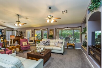 44 N Brighton Ln-7