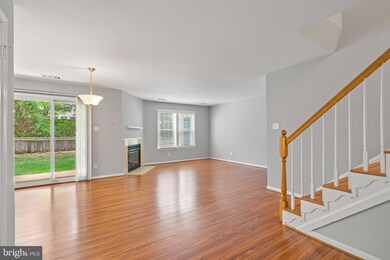 12910A Grays Pointe Rd unit 12910A, Fairfax, VA 22033 - photo 2