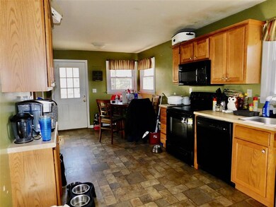 18 Steven Ln, Milford, NH 03055 - photo 3