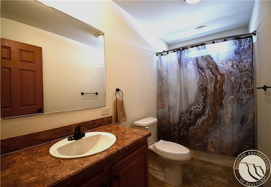 106 5th St, Glendive, MT 59330 - photo 7