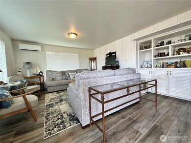 461 S Portal Loop SW, Ocean Shores, WA 98569 - photo 4