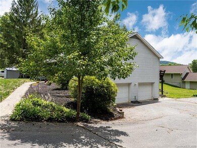 106 Joanne Ln unit 16, Hendersonville, NC 28792 - photo 7