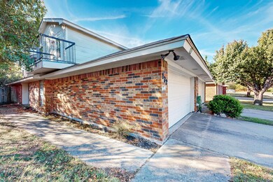 122 Myers Dr, Fort Worth, TX 76108 - photo 2