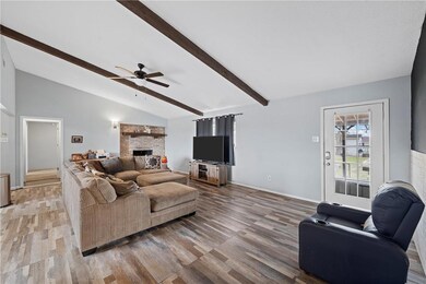 809 W 3rd St, Eddy, TX 76524 - photo 3