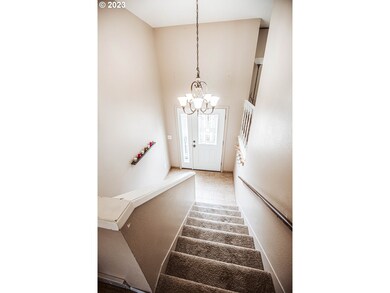 622 Summit Ridge Dr E, the Dalles, OR 97058 - photo 2