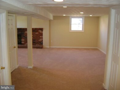 12606 Gable Ct, Fort Washington, MD 20744 - photo 7