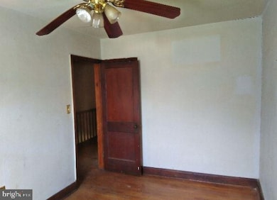 1043 Church St, Brooklyn, MD 21225 - photo 6