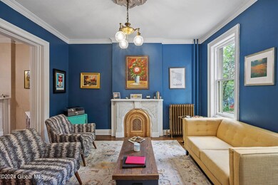 9-web-or-mls-221-jay-st