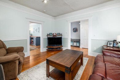 1459 Hamlet St-4