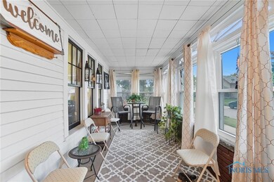 859 Wright Ave, Toledo, OH 43609 - photo 3