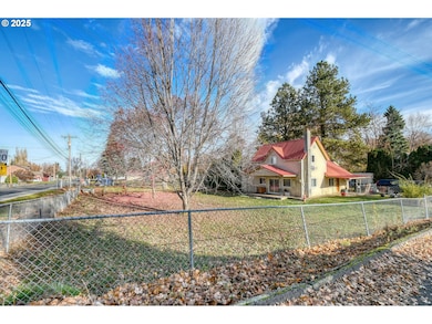 309 S Water St, Weston, OR 97886 - photo 3