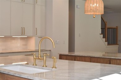 200 River Valley Ct, Sandy Springs, GA 30328 - photo 5