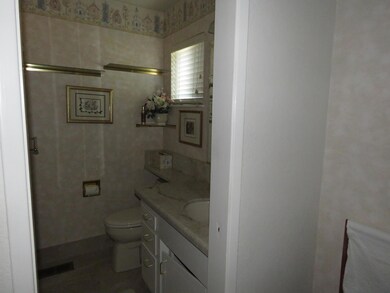 1858 Manchester Dr, Redding, CA 96002 - photo 5