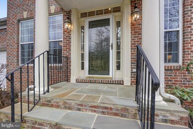 11302 Church Bend Ct, Germantown, MD 20876 - photo 4