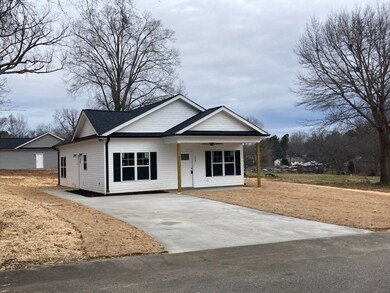 208 River St, Iva, SC 29655 - photo 2