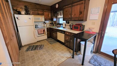 183 Crescent Way, Albrightsville, PA 18210 - photo 4