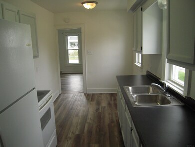 230 W Sycamore St, Elkhart, IN 46516 - photo 5