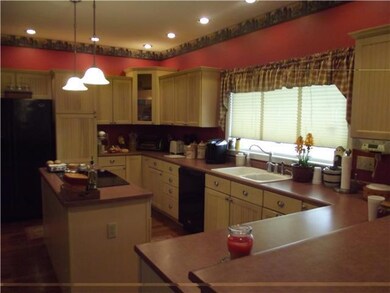 11423 Helber Rd, Logan, OH 43138 - photo 4