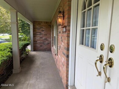 837 Worcester Dr, Schenectady, NY 12309 - photo 3