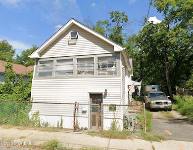 10 Pergola Ave, Jamesburg, NJ 08831 - photo 5