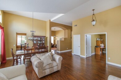 2) FORMAL LIVING
