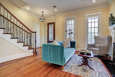 828 E 24th St, Houston, TX 77009 - photo 3