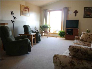 Spacious Living Room with Picture Window and 2 Sky
