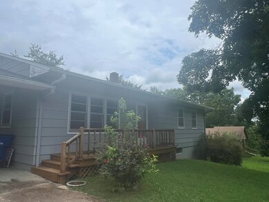 665 Cochran Ave, Mammoth Spring, AR 72554 - photo 5