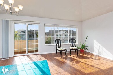 Living Room 20180524-DW-0729-SMALL