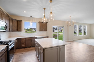 Photos are of a similar Marquee