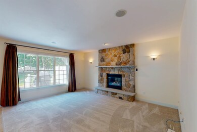 56 Constance St, Bedford, NH 03110 - photo 4