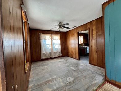 109 Gaff Ave, Fitzgerald, GA 31750 - photo 3