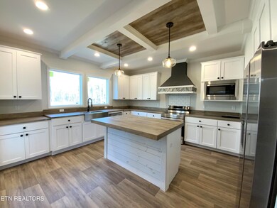 436 Pilot Mountain Rd, Lancing, TN 37770 - photo 2