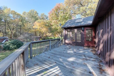 95 Oak Ln, Feeding Hills, MA 01030 - photo 4