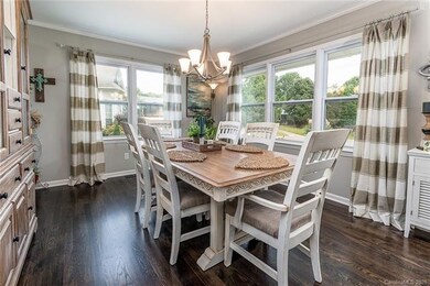 611 Pebblestone Ct, Statesville, NC 28625 - photo 2