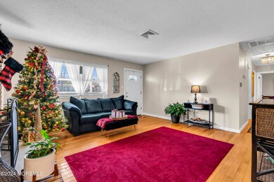 285 Nautilus Dr, Manahawkin, NJ 08050 - photo 7