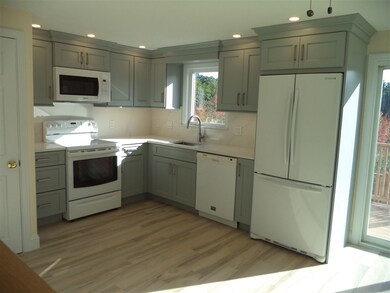 5B Goodhue Road Extension, Derry, NH 03038 - photo 2