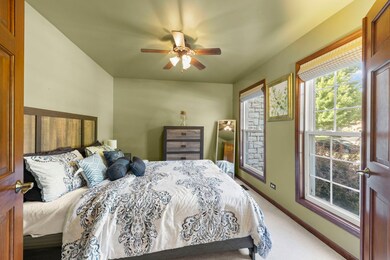 Main level 6th bed or office