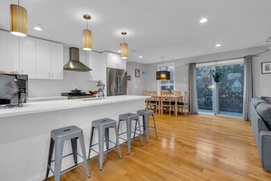 349 Silver St unit 1, Boston, MA 02127 - photo 2