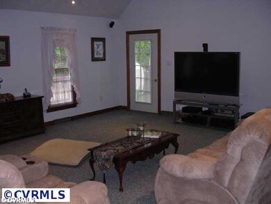 Den/Family/Great Room - With Gas Logs