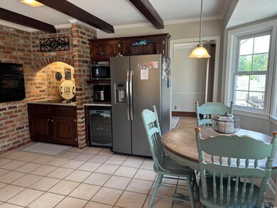 1004 S Beech Ave, Andrews, SC 29510 - photo 6