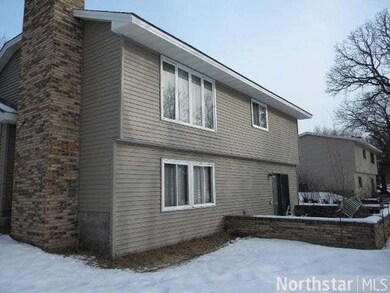 10582 Drake St NW, Coon Rapids, MN 55433 - photo 4